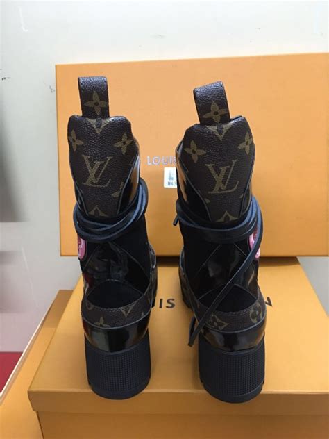 louis vuitton sandals fake|knockoff louis vuitton boots.